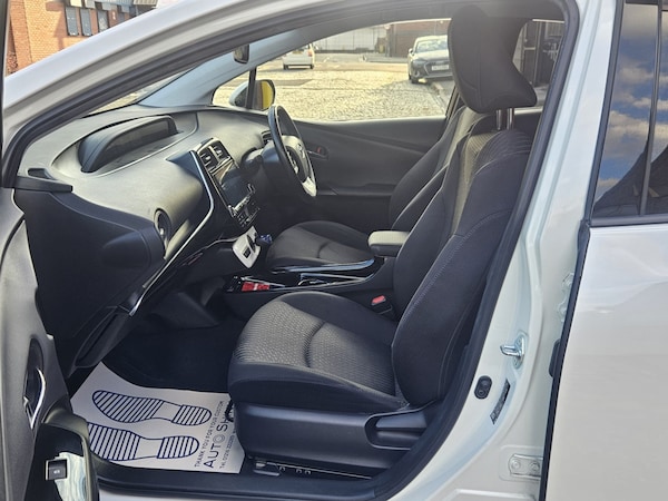 Used Toyota Prius 2018 for sale - 75084295: Photo 12