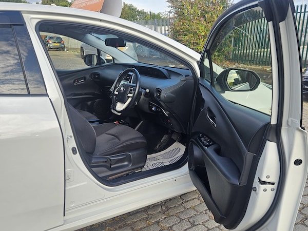Used Toyota Prius 2018 for sale - 75084295: Photo 9