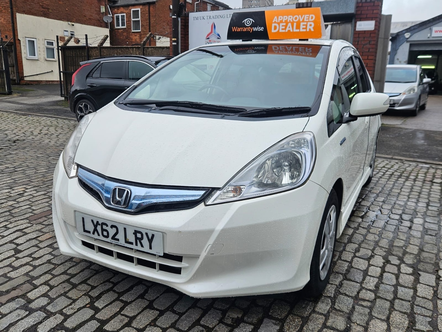 Used Honda Jazz 2013 for sale - 77490652: Photo 2