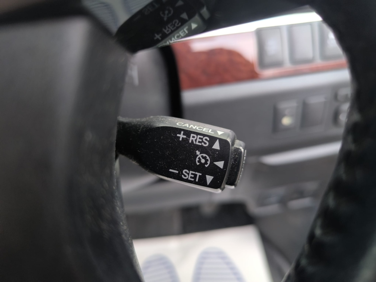 Used Toyota Estima 2015 for sale - 77195623: Photo 18