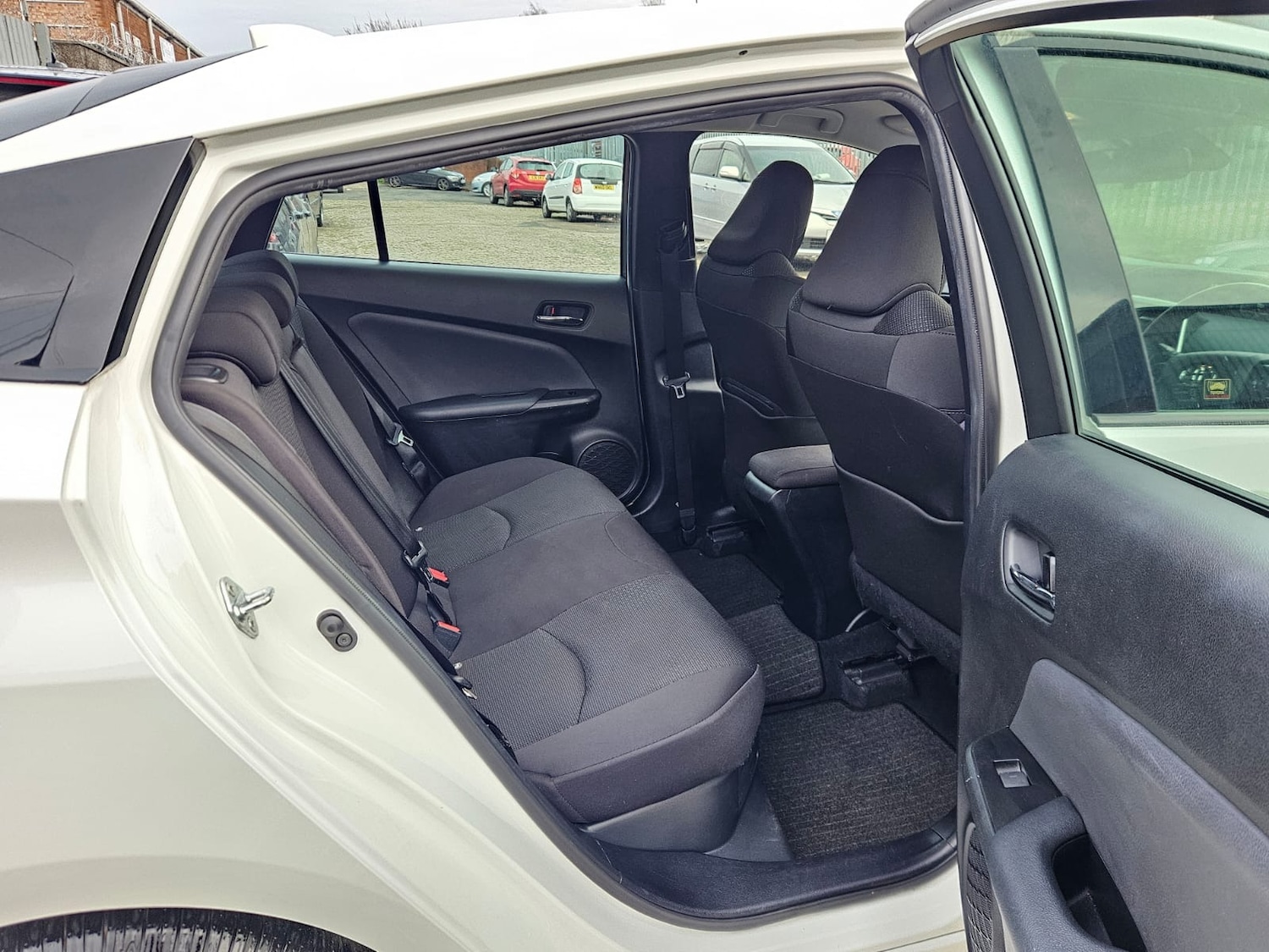 Used Toyota Prius 2019 for sale - 76879075: Photo 13