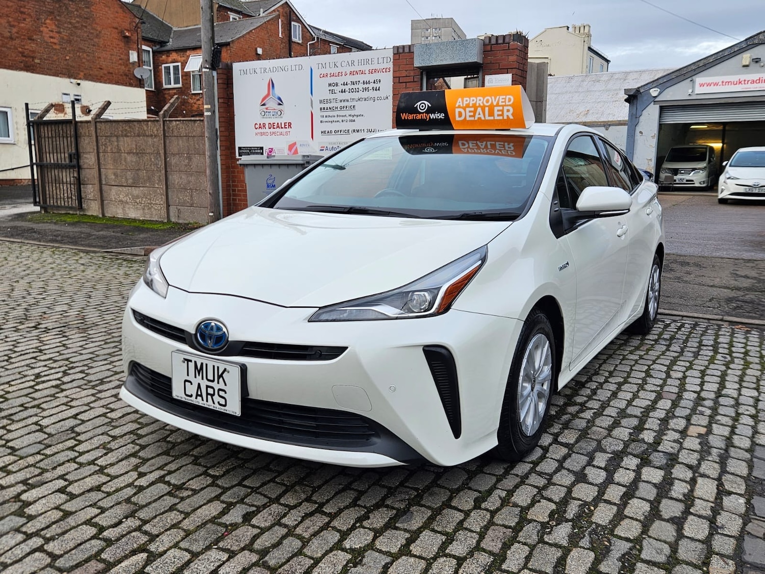 Used Toyota Prius 2019 for sale - 76879075: Photo 2