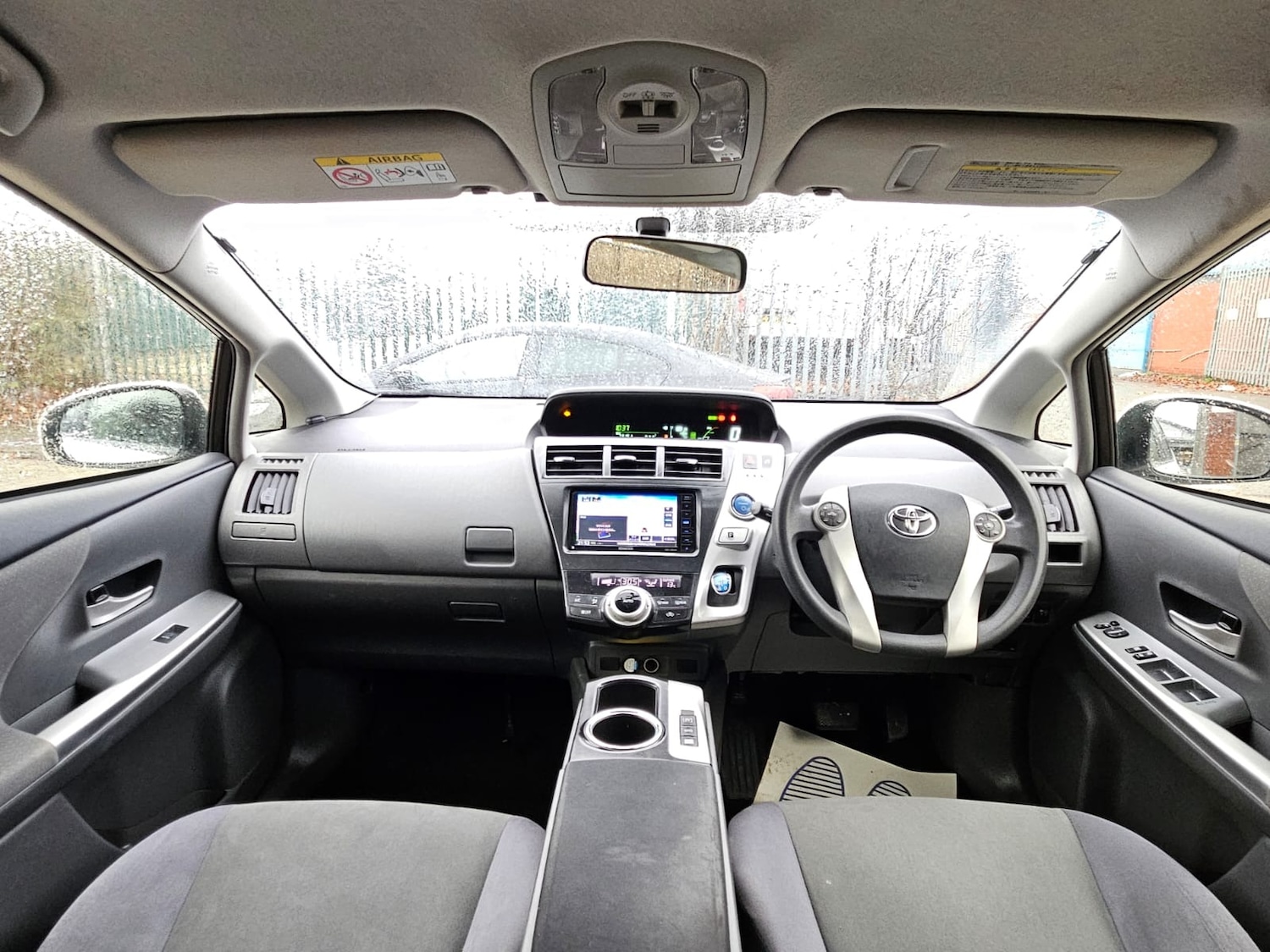 Used Toyota Prius+ 2014 for sale - 76906276: Photo 21