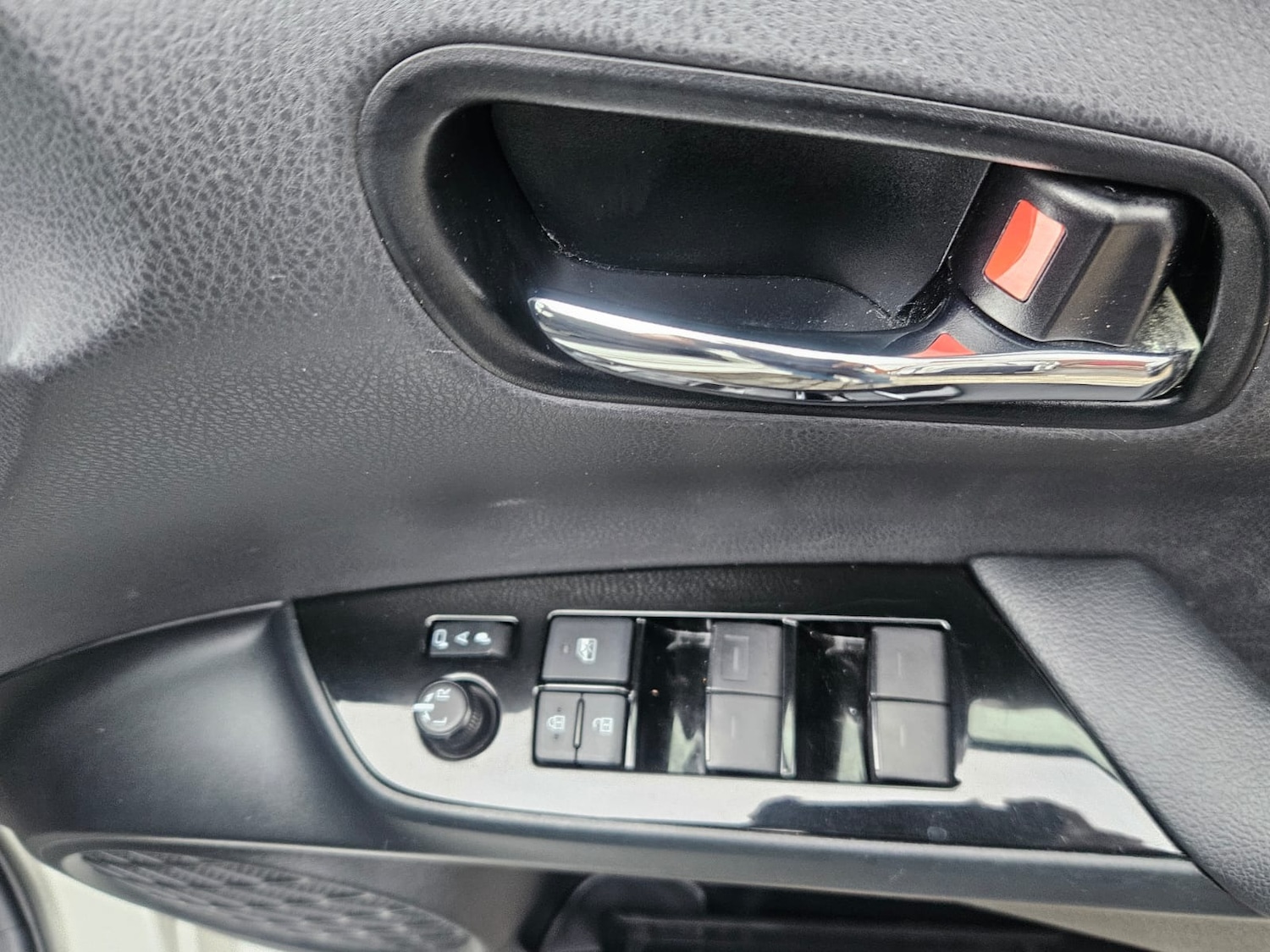 Used Toyota Prius 2019 for sale - 77179886: Photo 15