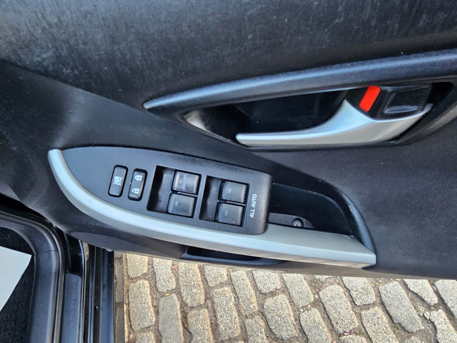 Used Toyota Prius 2015 for sale - 77759088: Photo 22