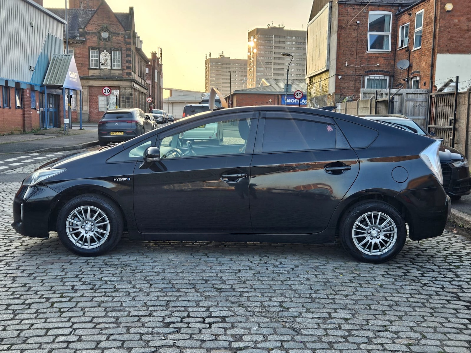 Used Toyota Prius 2015 for sale - 77759088: Photo 6