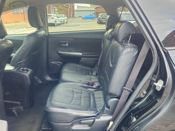 Used Toyota Prius+ 2015 for sale - 74480819: Photo 16