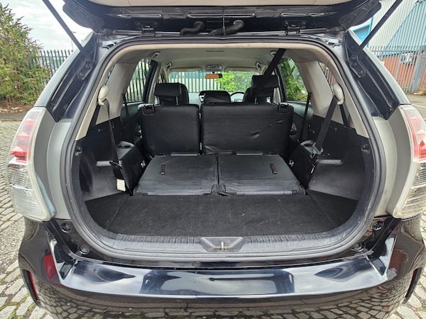 Used Toyota Prius+ 2015 for sale - 74480819: Photo 25