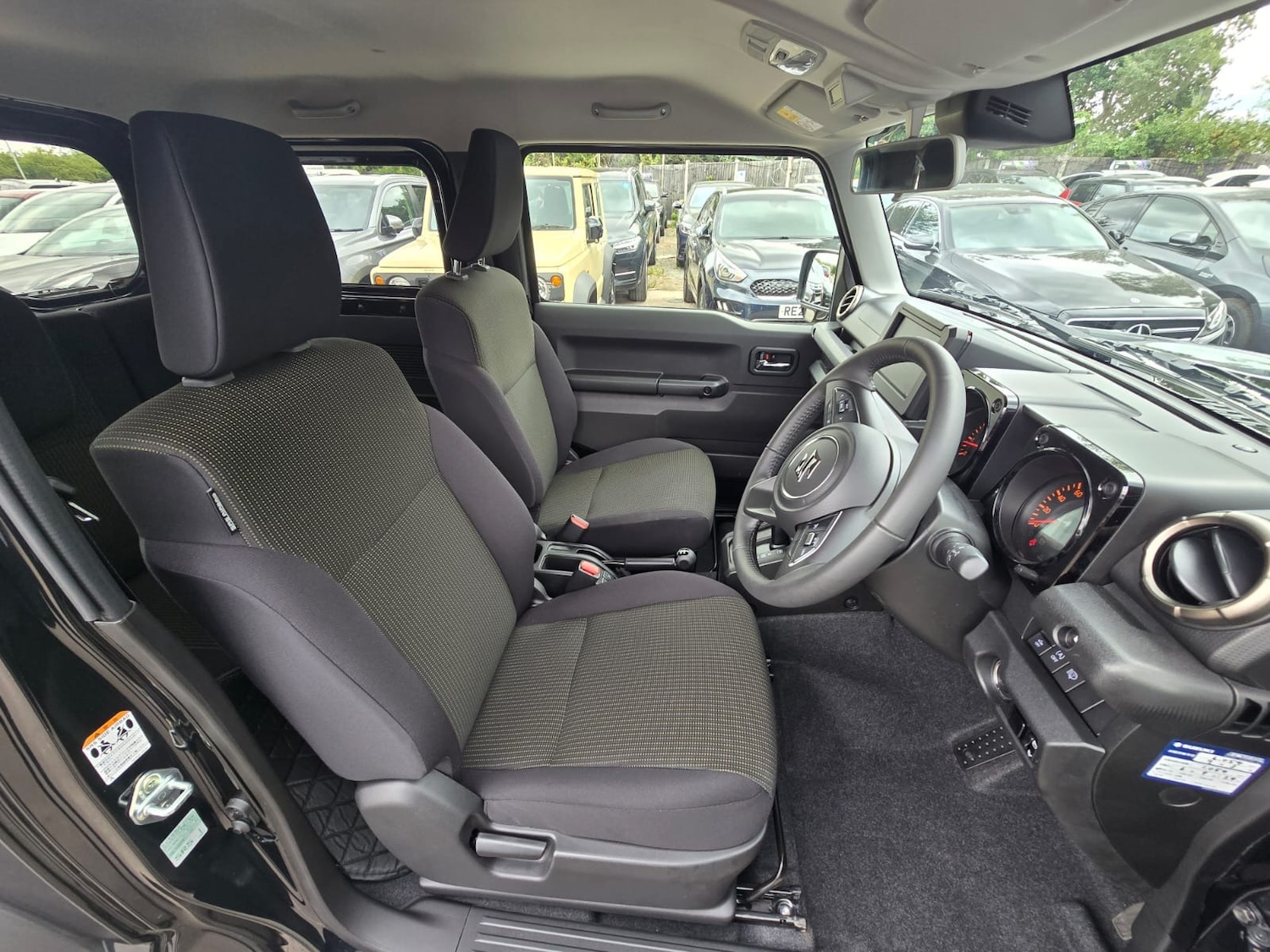 Used Suzuki Jimny 2024 for sale - 75203306: Photo 12