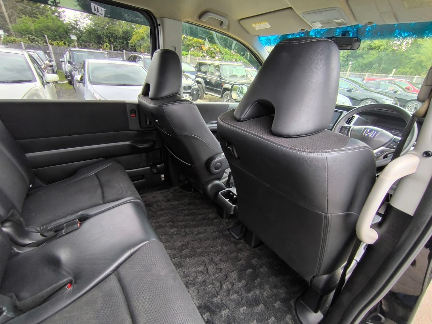 Used Honda Stepwagon 2013 for sale - 76037304: Photo 13