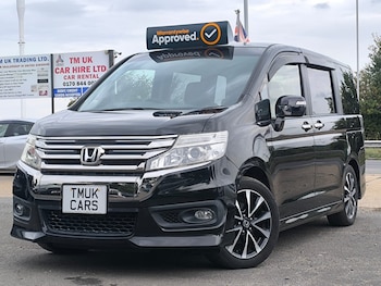 Used Honda Stepwagon 2013 for sale - 76037304: Photo 2