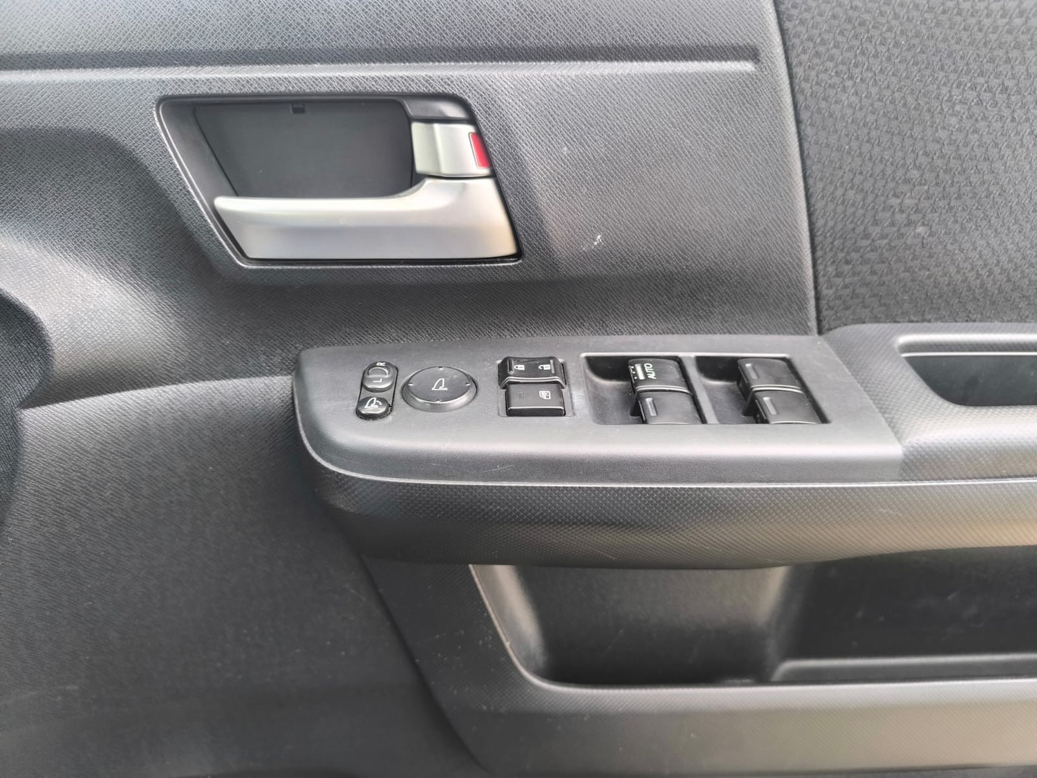Used Honda Stepwagon 2013 for sale - 76037304: Photo 33