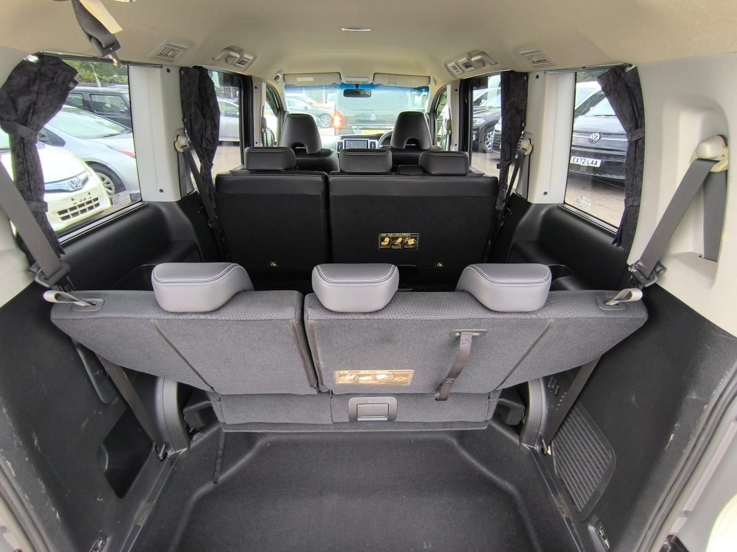 Used Honda Stepwagon 2013 for sale - 76037304: Photo 36