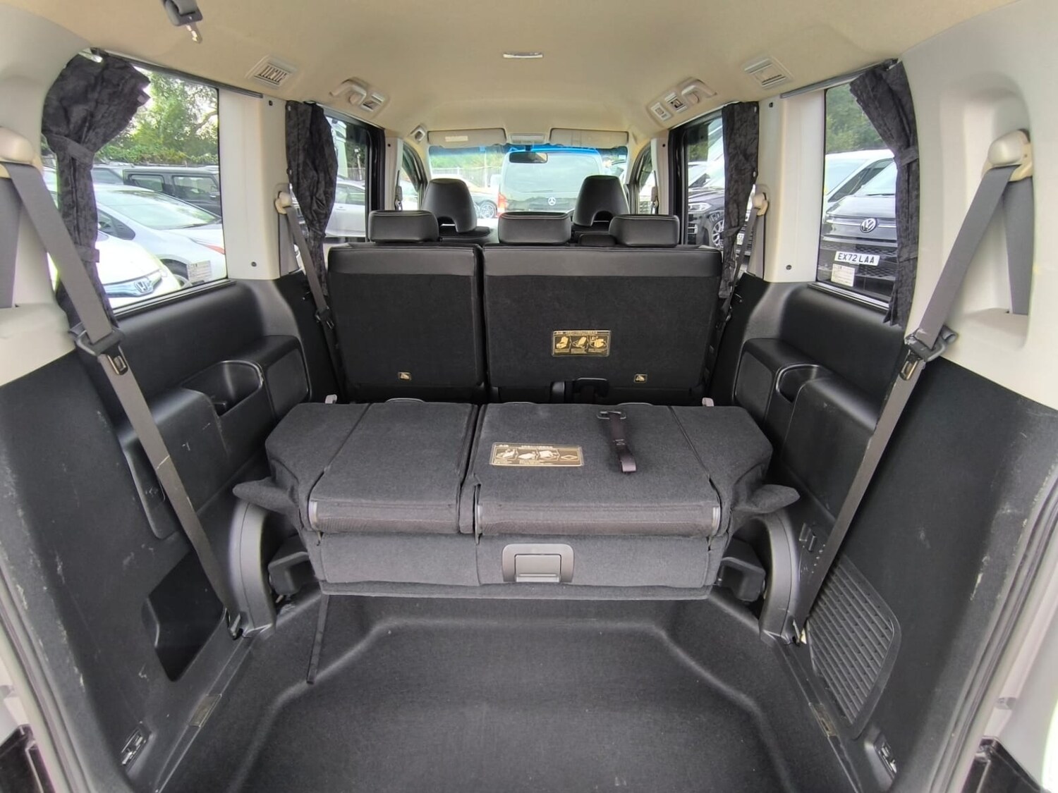 Used Honda Stepwagon 2013 for sale - 76037304: Photo 38
