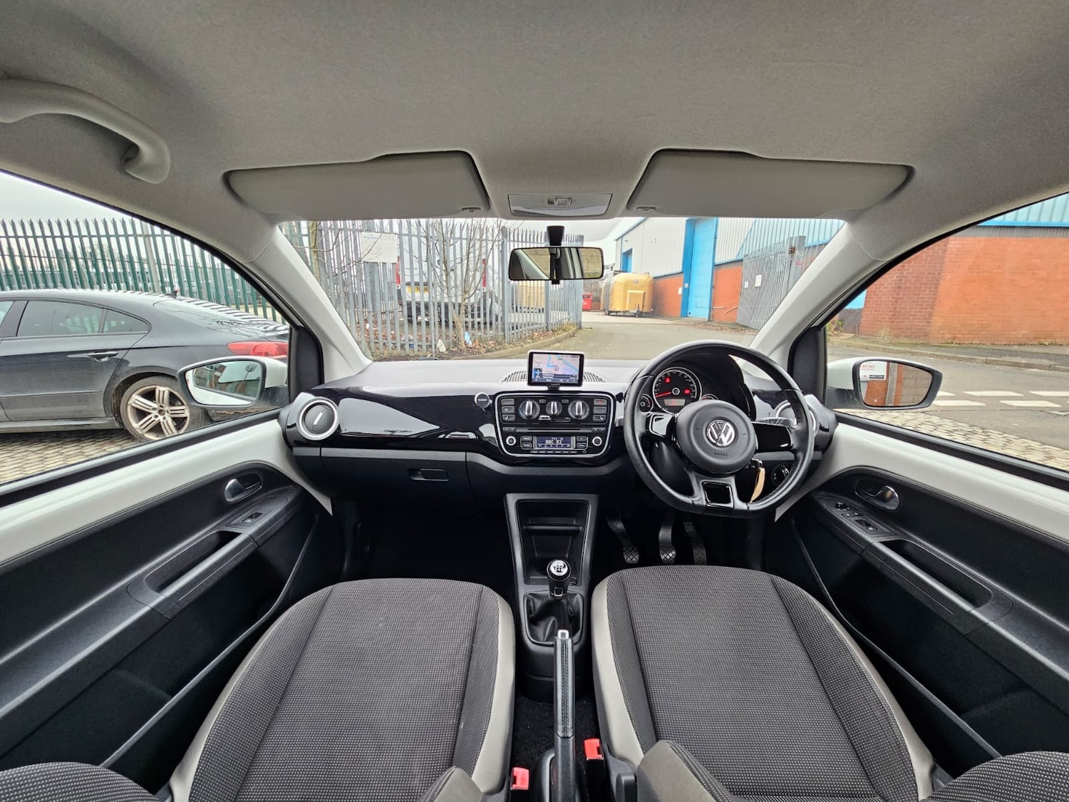 Used Volkswagen up! 2012 for sale - 77639245: Photo 17