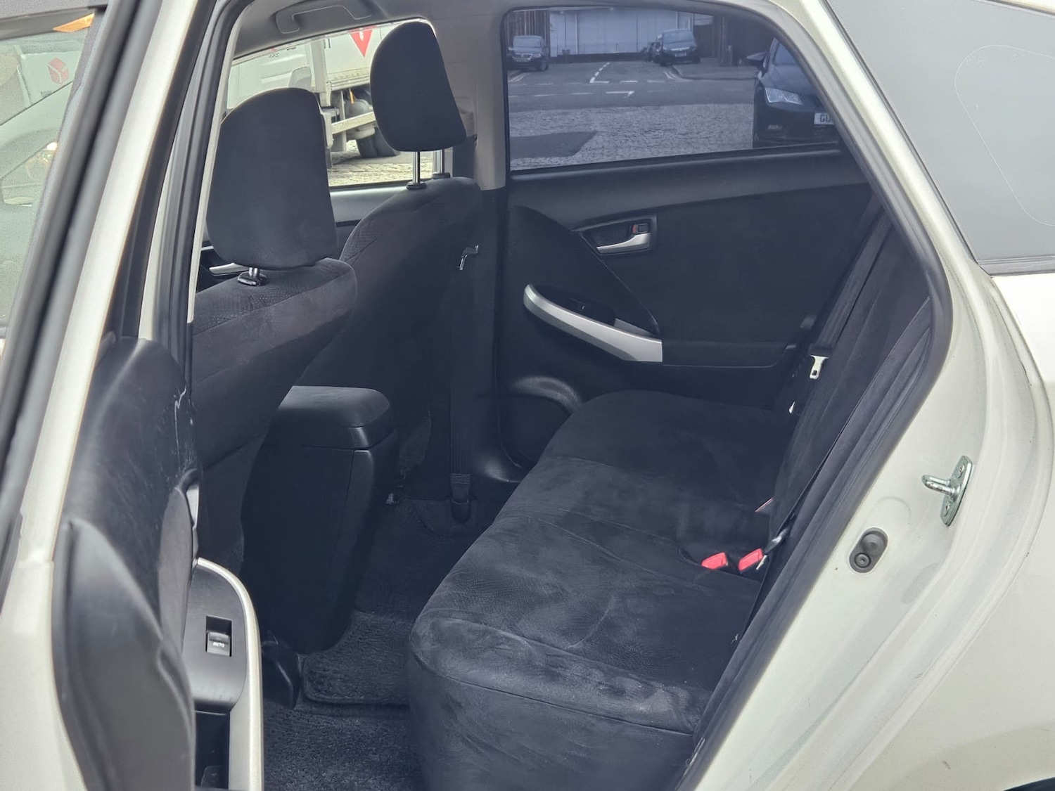 Used Toyota Prius 2015 for sale - 77789216: Photo 16