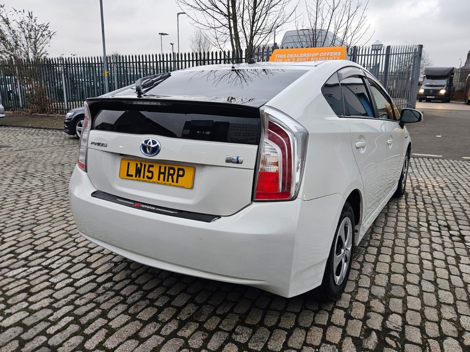 Used Toyota Prius 2015 for sale - 77789216: Photo 3