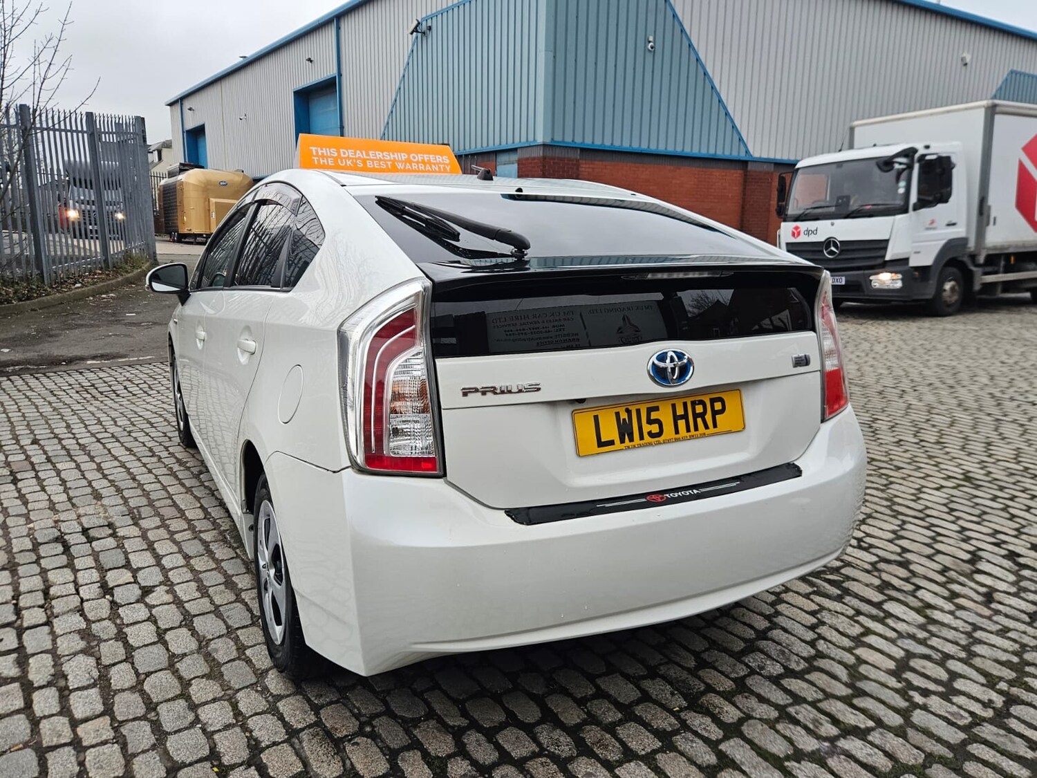 Used Toyota Prius 2015 for sale - 77789216: Photo 4