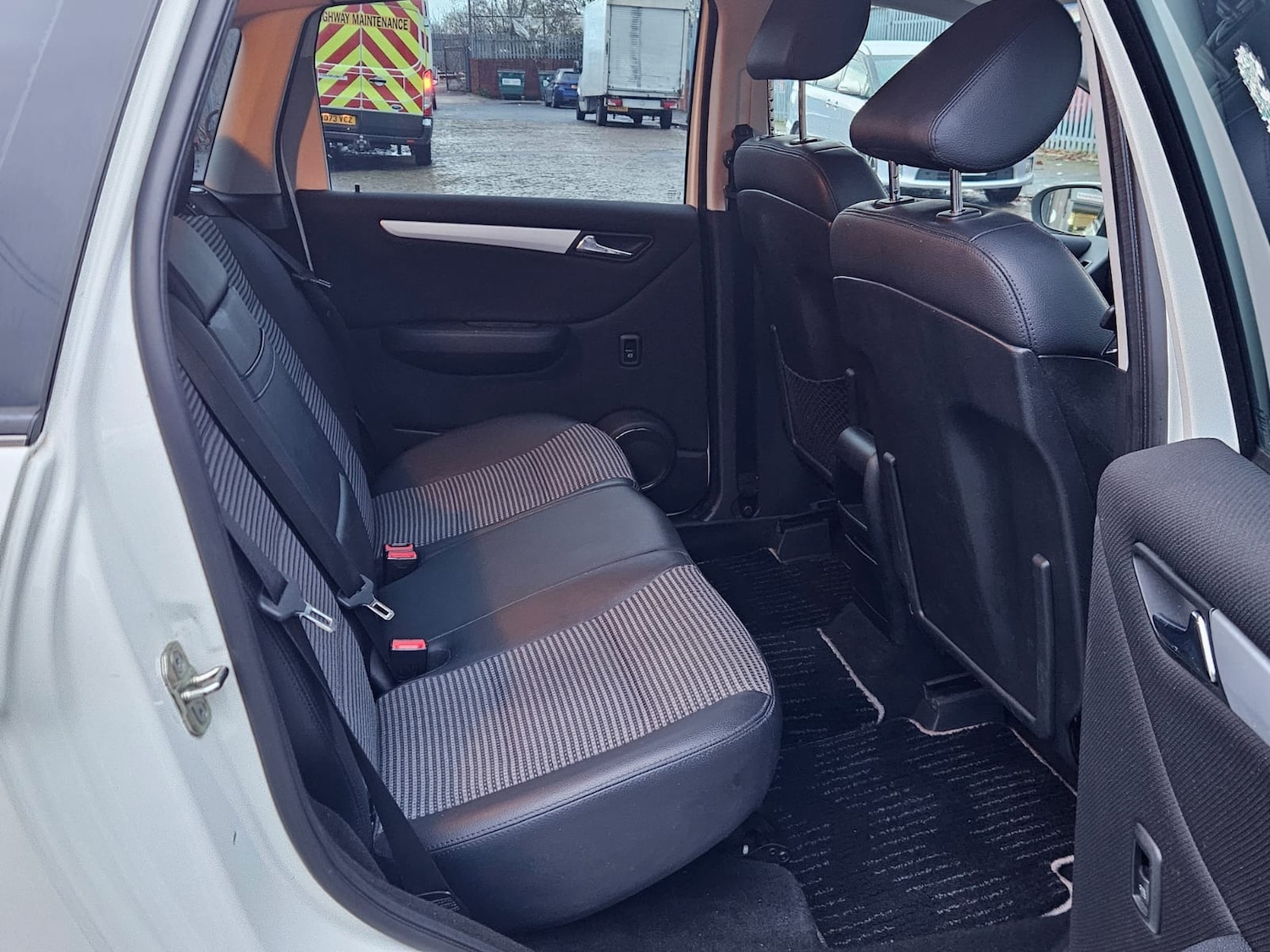 Used Mercedes-Benz B Class 2008 for sale - 76263572: Photo 14