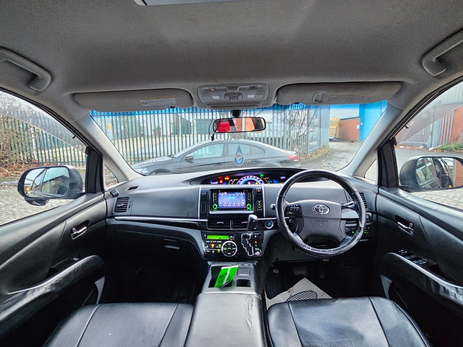 Used Toyota Estima 2014 for sale - 73605715: Photo 21