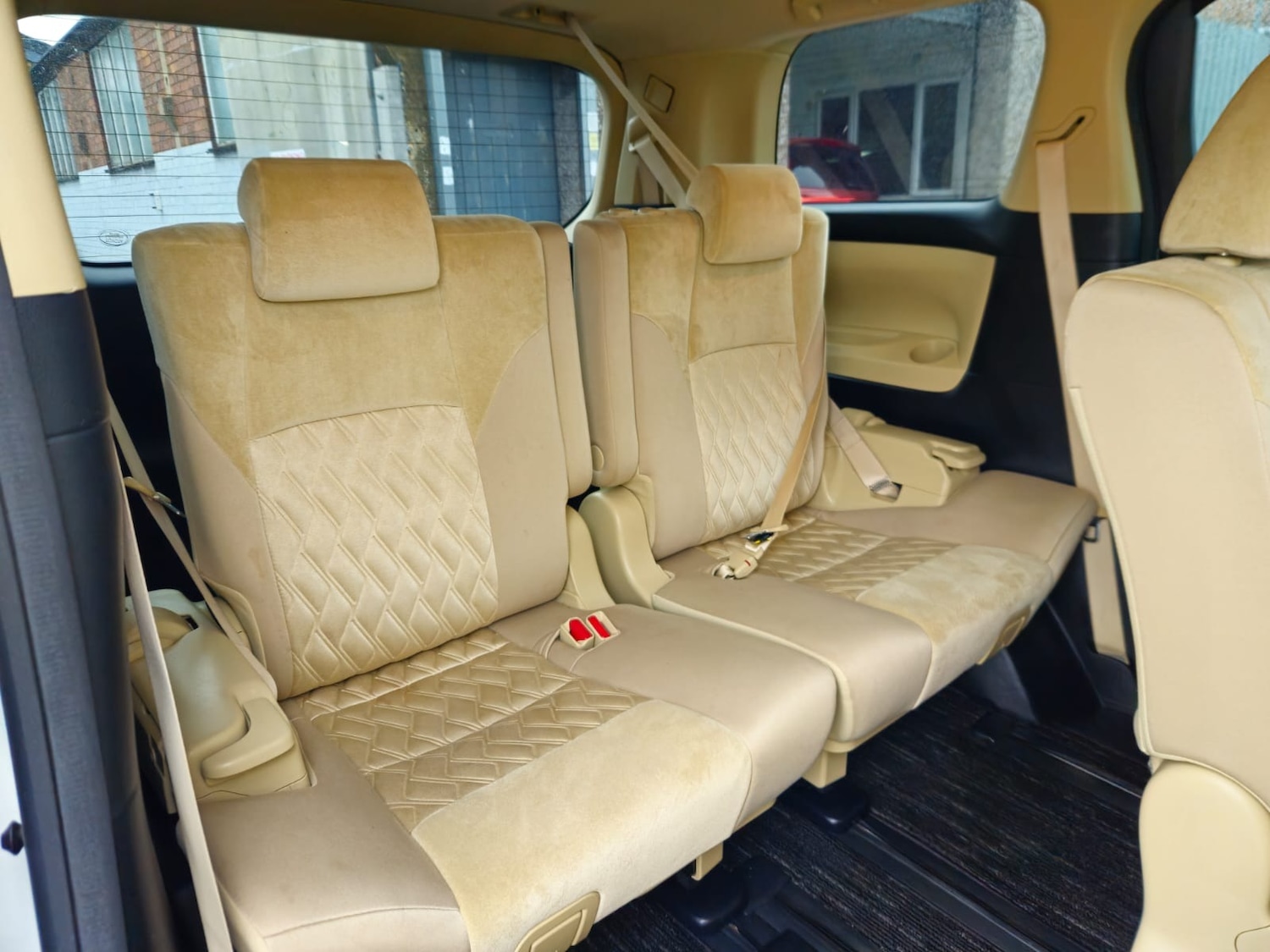 Used Toyota Alphard 2020 for sale - 76650276: Photo 18