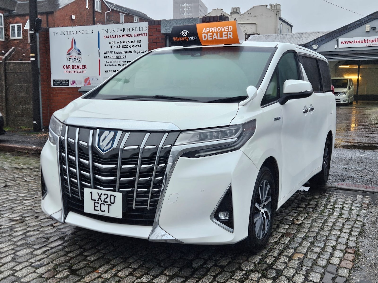 Used Toyota Alphard 2020 for sale - 76650276: Photo 2