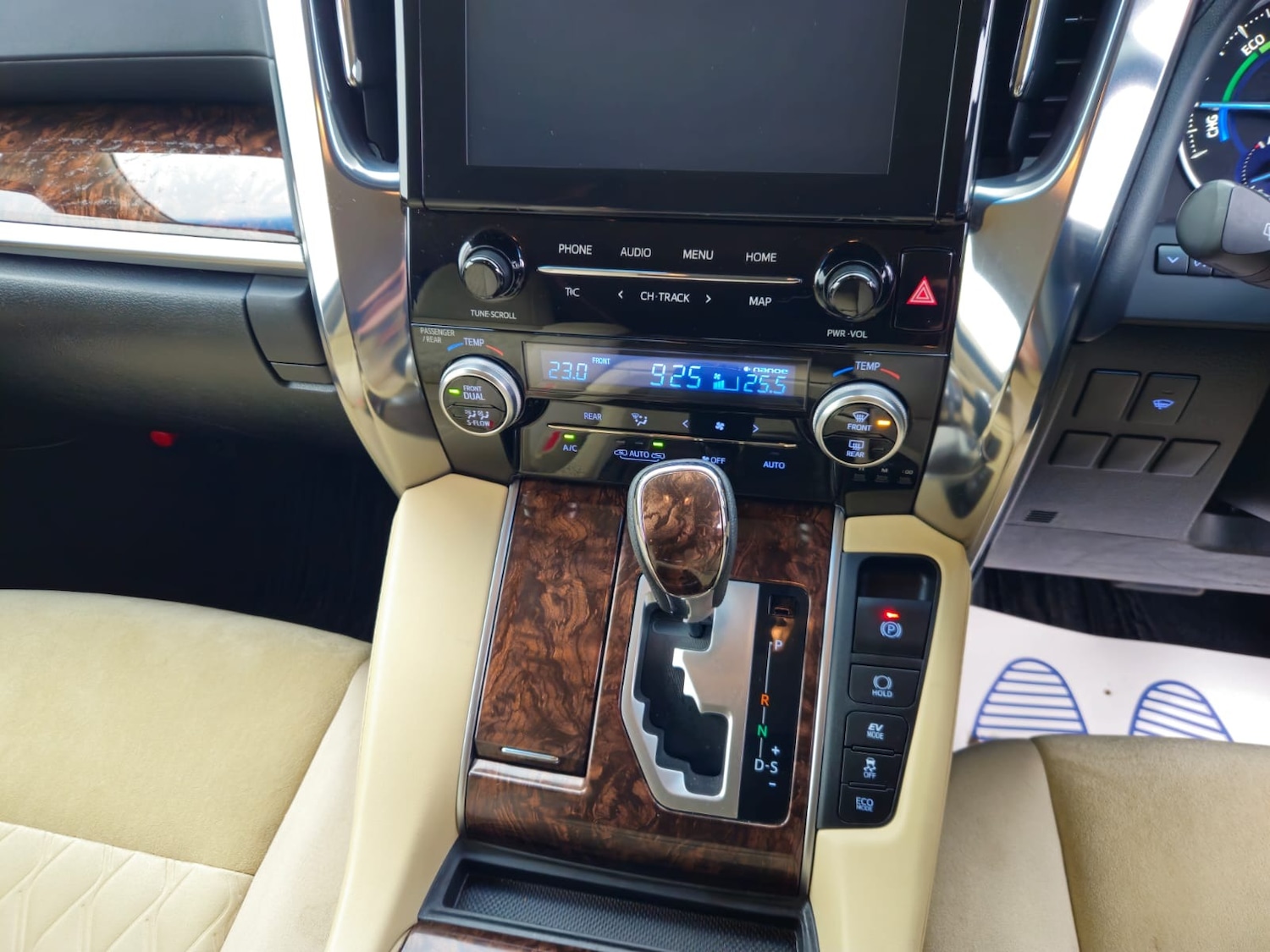 Used Toyota Alphard 2020 for sale - 76650276: Photo 23