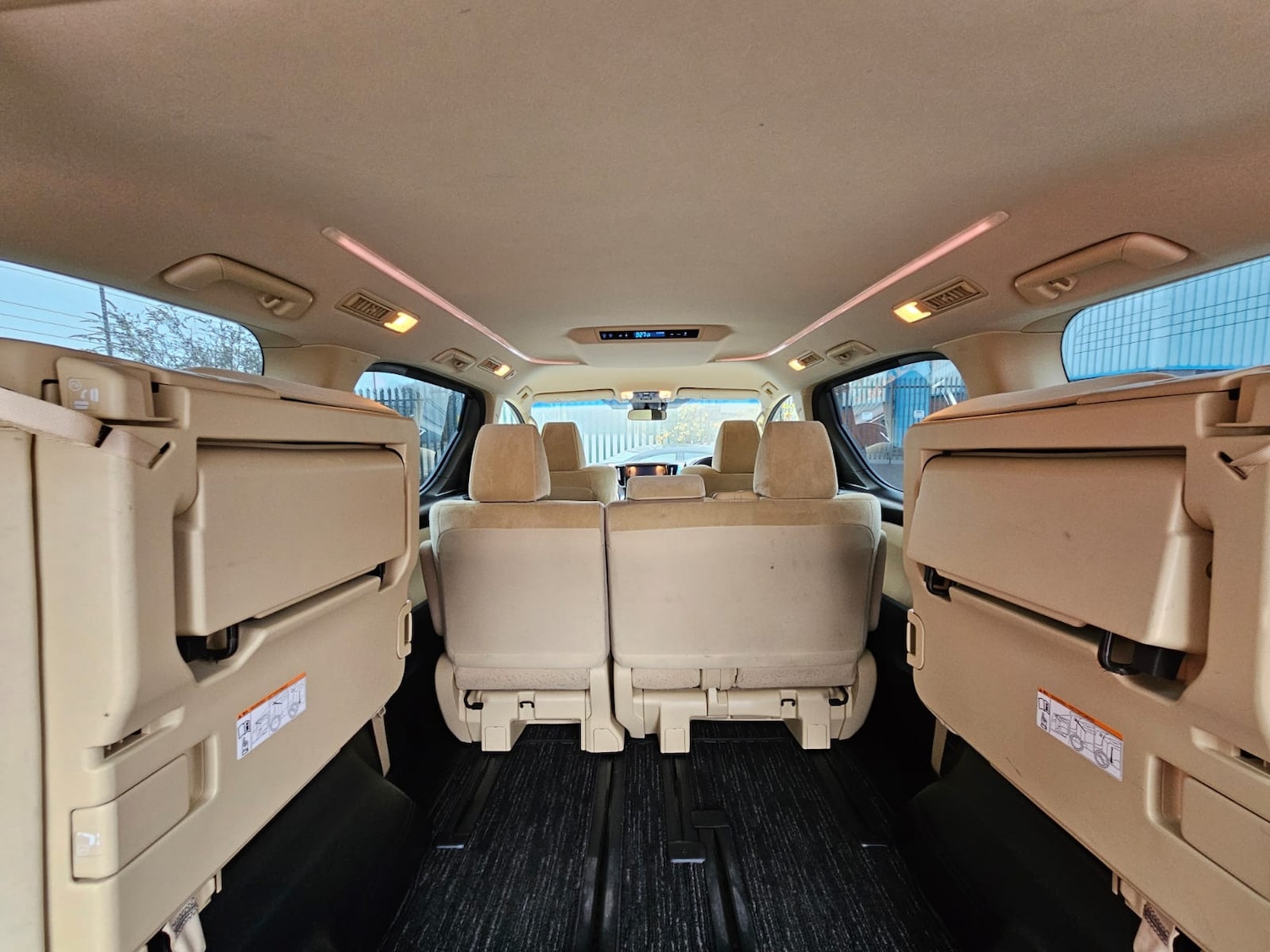 Used Toyota Alphard 2020 for sale - 76650276: Photo 37