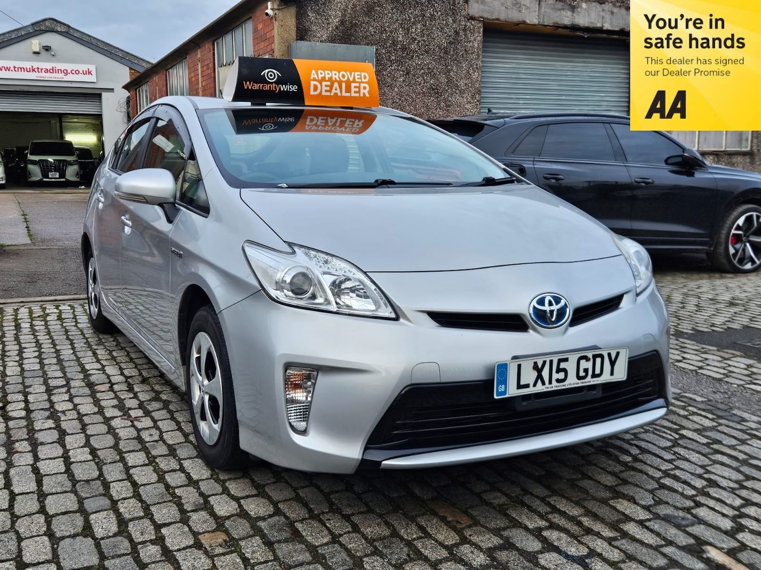 Used Toyota Prius 2015 for sale - 76879200: Photo 1