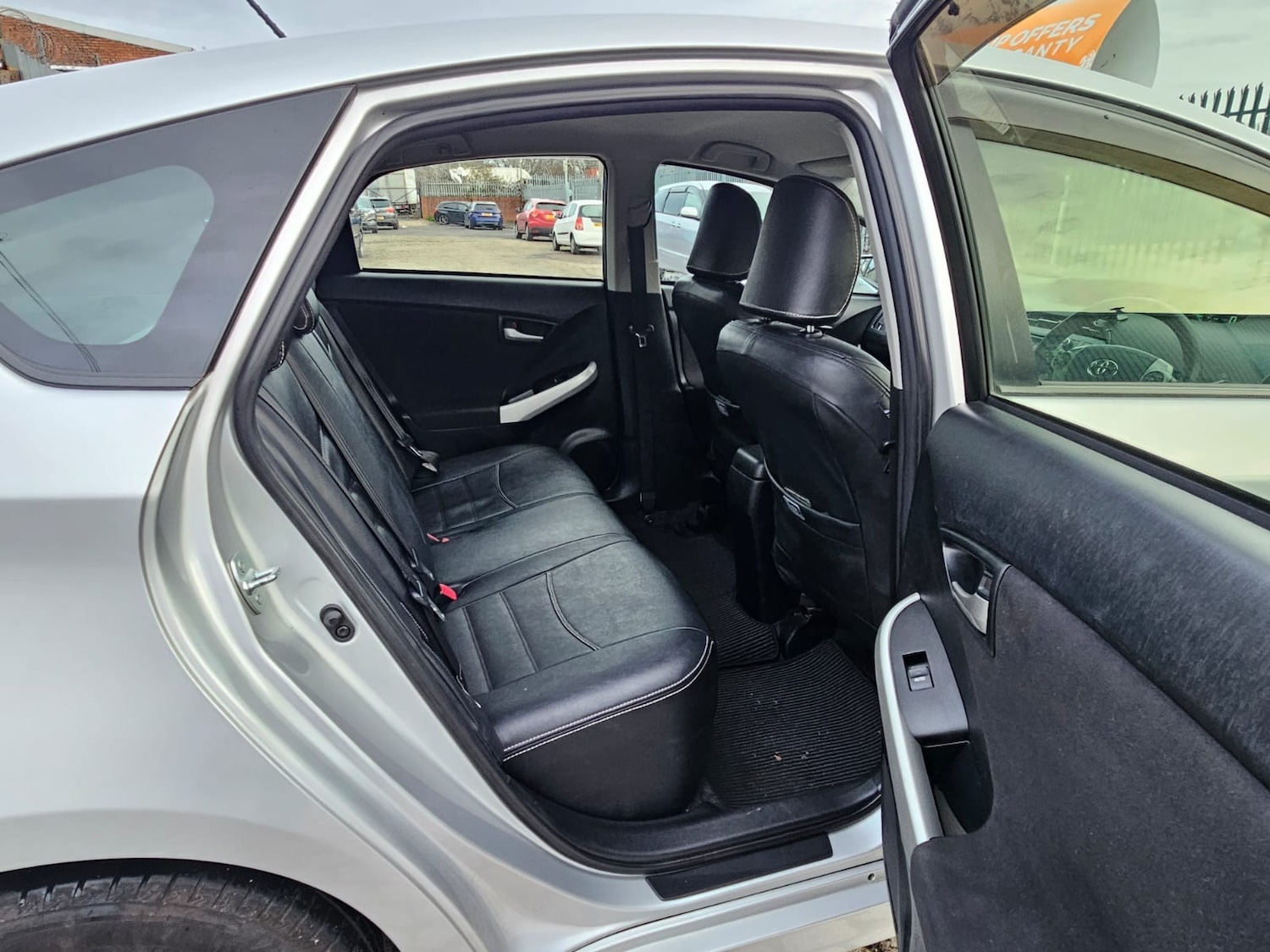 Used Toyota Prius 2015 for sale - 76879200: Photo 14