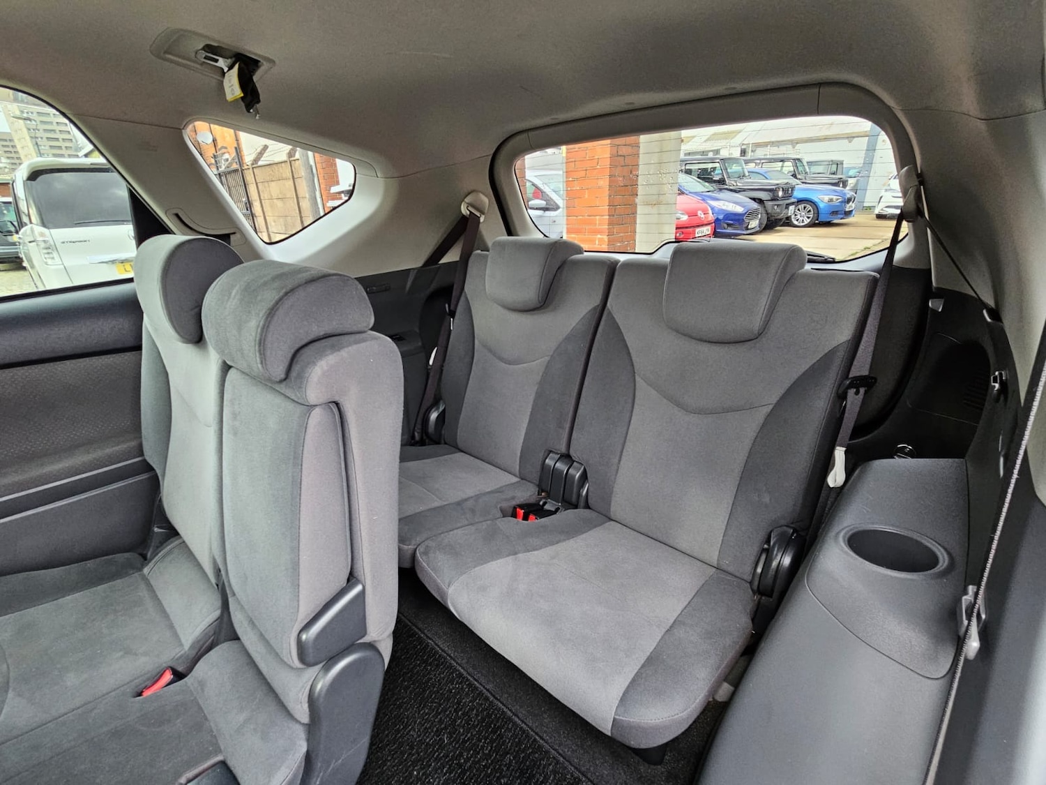 Used Toyota Prius+ 2013 for sale - 76531460: Photo 17