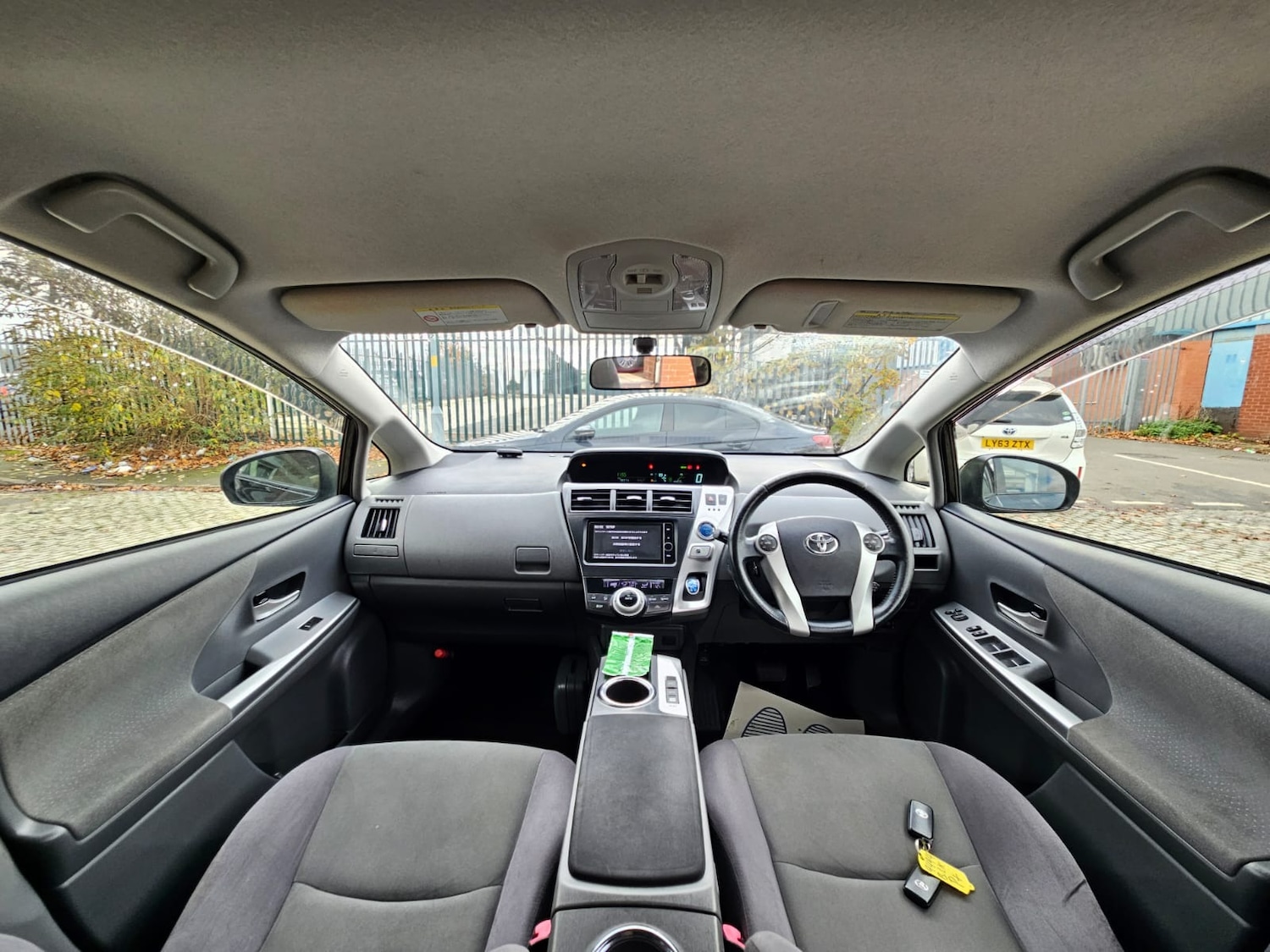 Used Toyota Prius+ 2013 for sale - 76531460: Photo 18