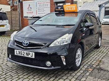 Used Toyota Prius+ 2013 for sale - 76531460: Photo