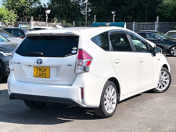 Used Toyota Prius+ 2017 for sale - 75105898: Photo