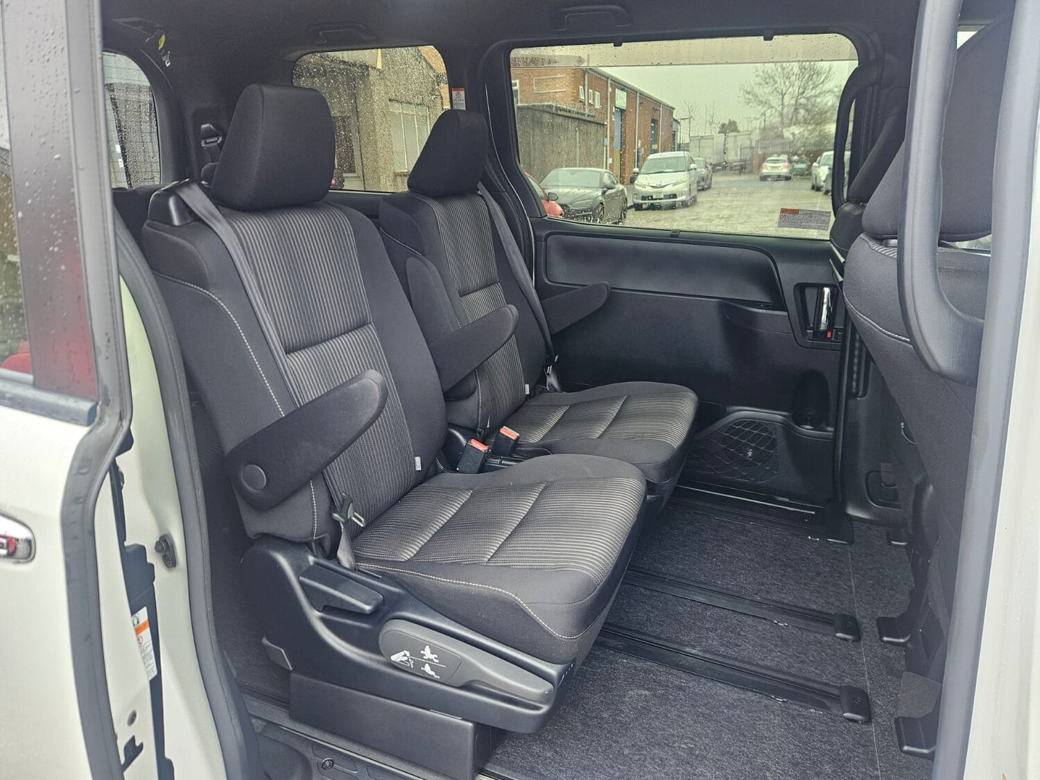 Used Toyota Voxy 2019 for sale - 77555462: Photo 14