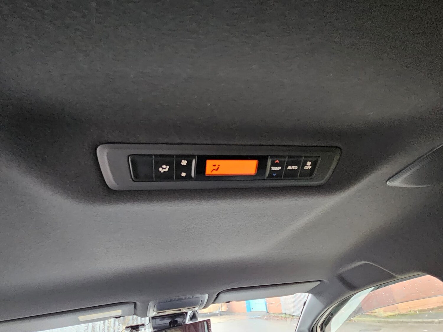 Used Toyota Voxy 2019 for sale - 77555462: Photo 23