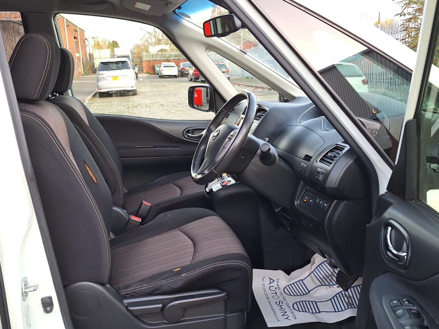 Used Nissan Serena 2014 for sale - 77094186: Photo 10