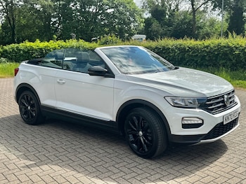 Used Volkswagen T-Roc 2020 for sale - 78986272: Photo