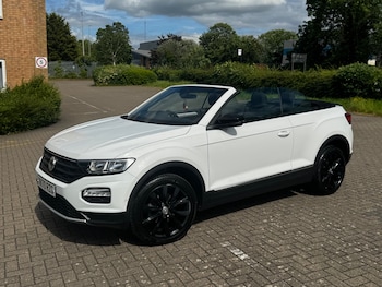 Used Volkswagen T-Roc 2020 for sale - 78986272: Photo