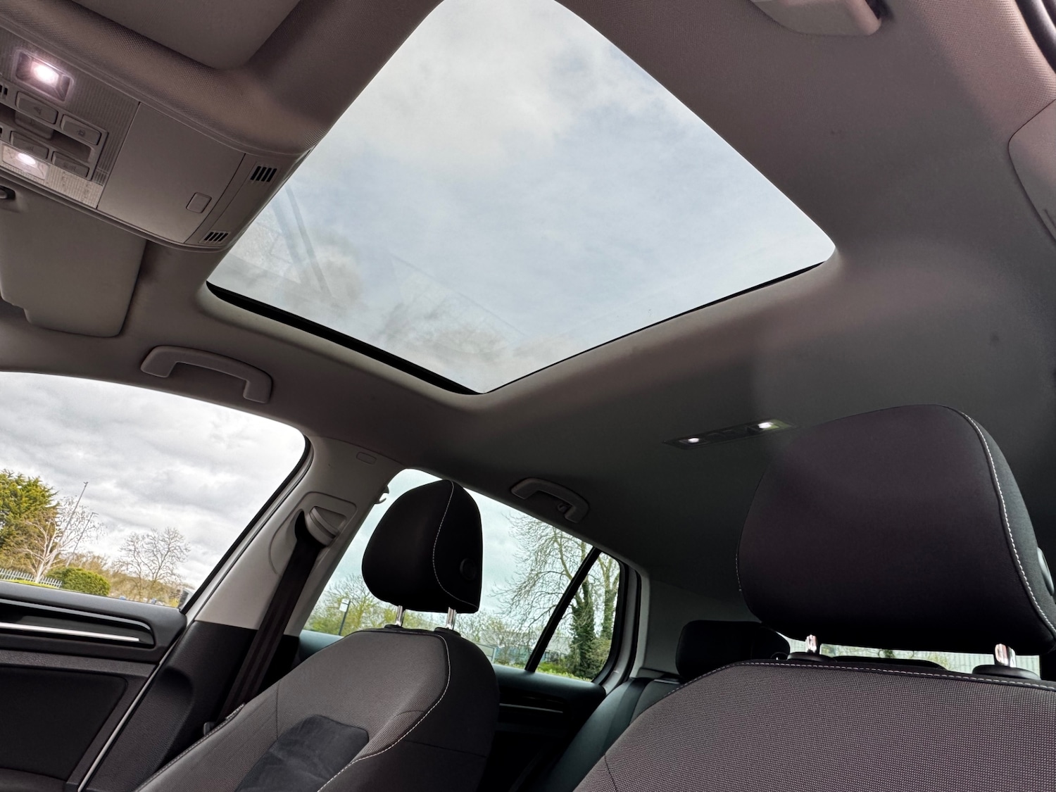 Used Volkswagen Golf 2016 for sale - 78121510: Photo 14