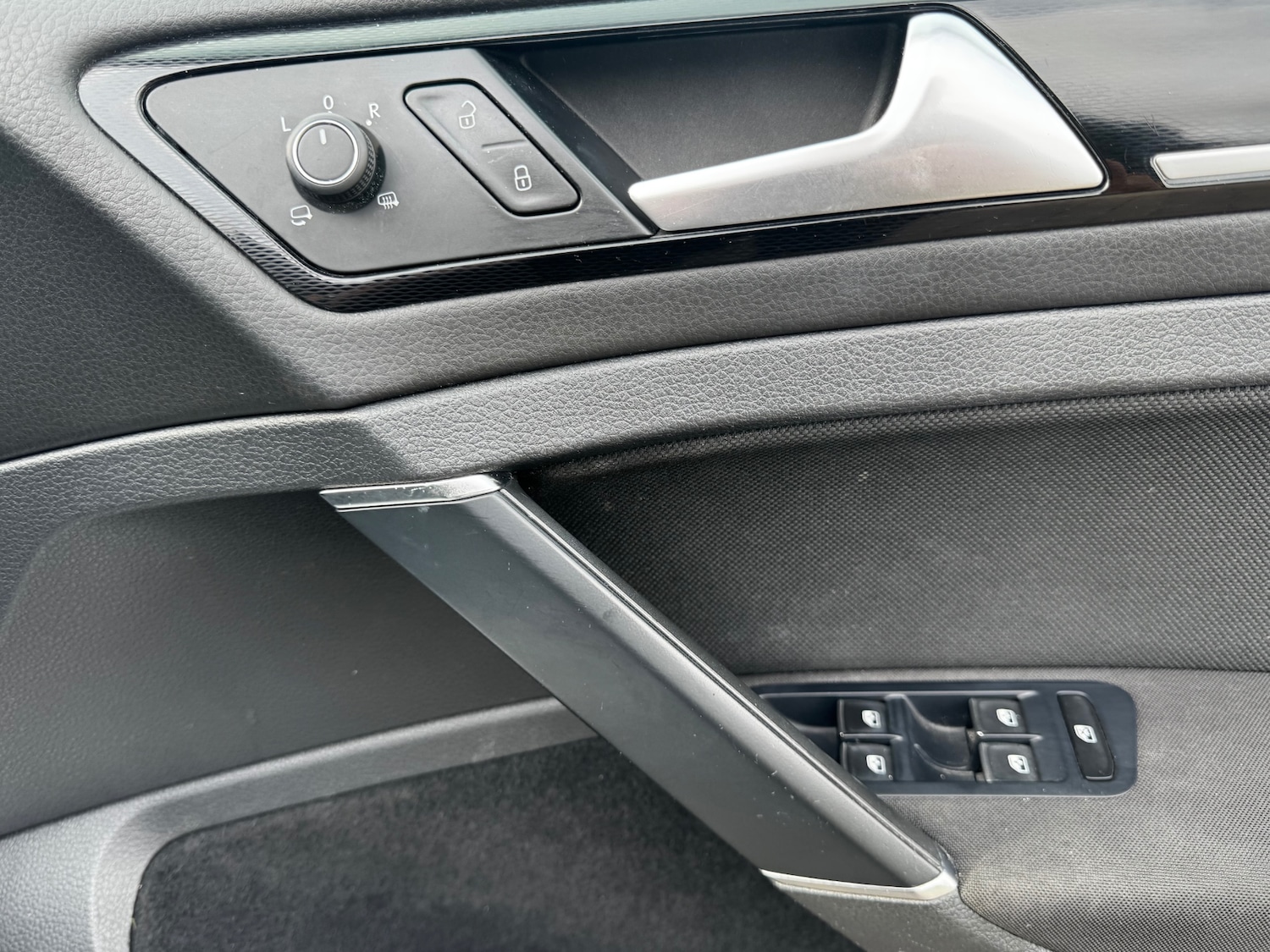 Used Volkswagen Golf 2016 for sale - 78121510: Photo 32