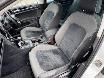 Used Volkswagen Golf 2016 for sale - 78121510: Photo