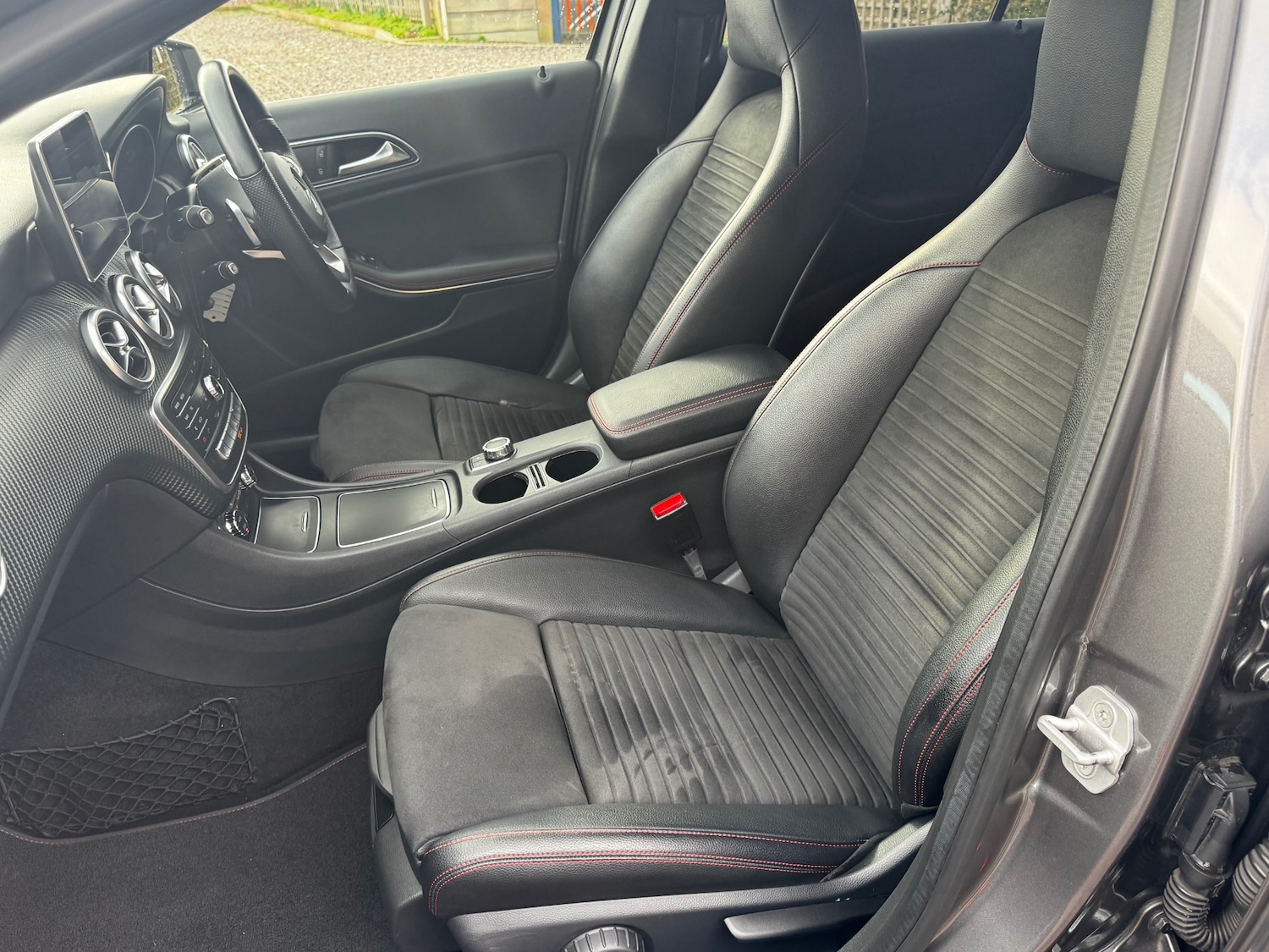 Used Mercedes-Benz A-Class 2015 for sale - 77570416: Photo 22