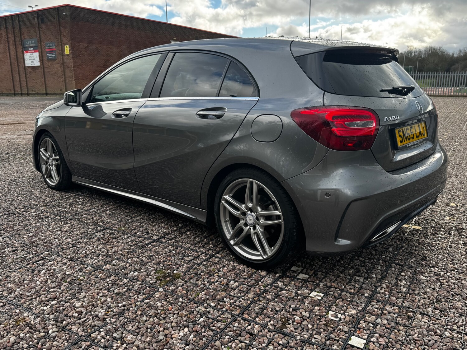 Used Mercedes-Benz A-Class 2015 for sale - 77570416: Photo 40