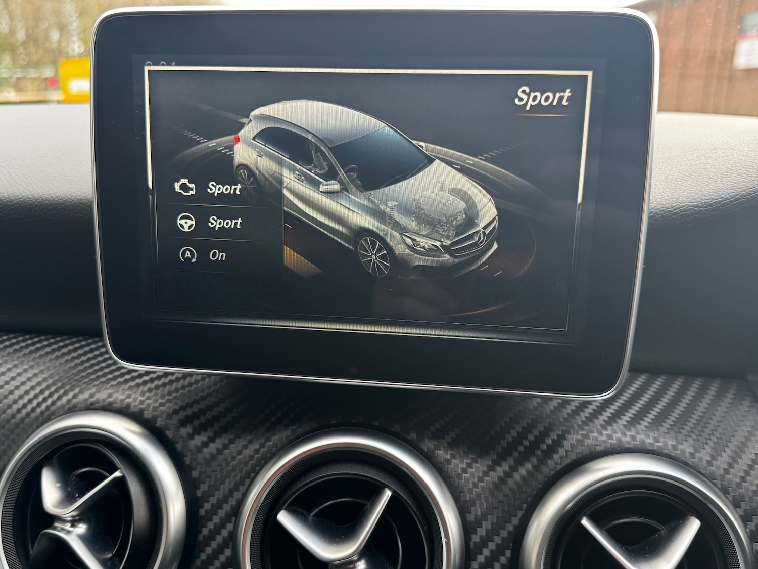 Used Mercedes-Benz A-Class 2015 for sale - 77997189: Photo 13