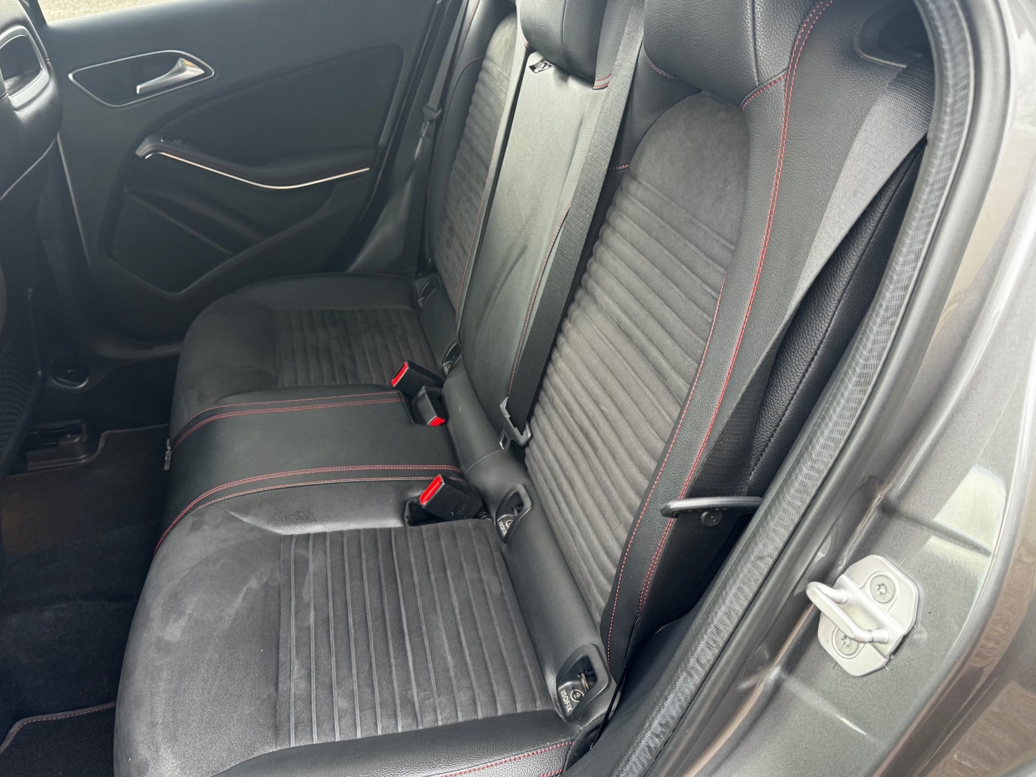 Used Mercedes-Benz A-Class 2015 for sale - 77997189: Photo 31