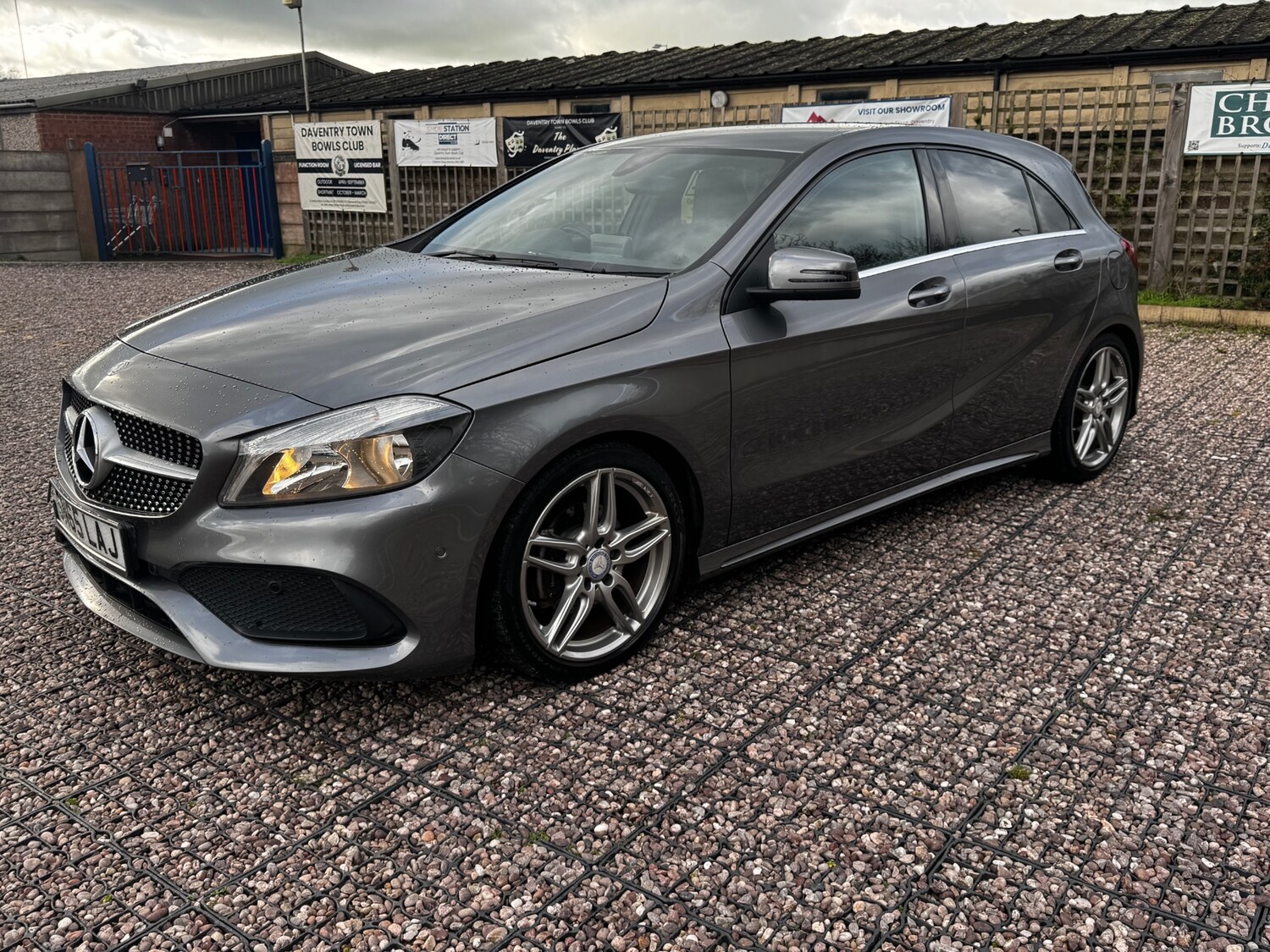 Used Mercedes-Benz A-Class 2015 for sale - 77997189: Photo 32