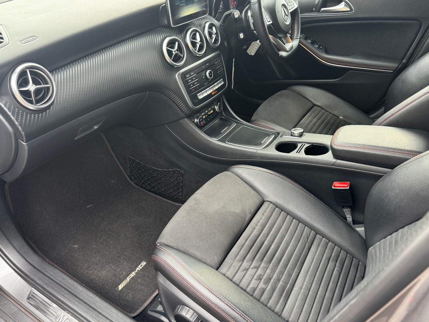 Used Mercedes-Benz A-Class 2015 for sale - 77997189: Photo 35