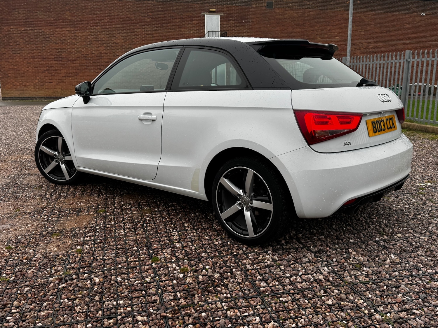 Used Audi A1 2013 for sale - 77025660: Photo 10