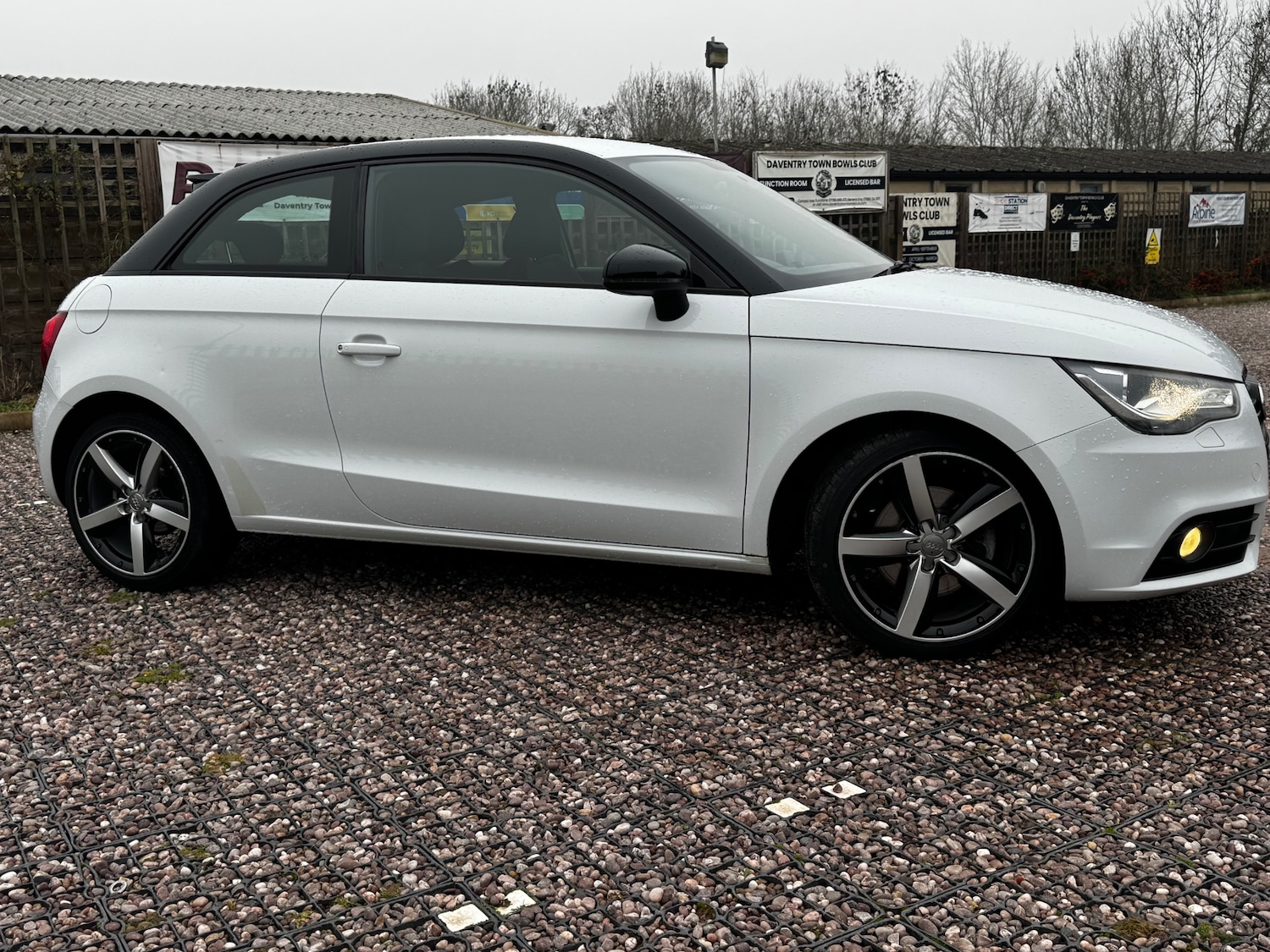 Used Audi A1 2013 for sale - 77025660: Photo 14